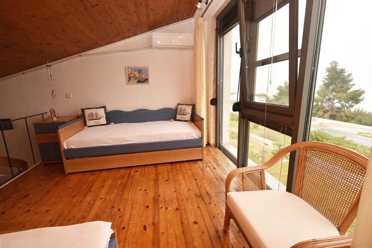 Olia Sea View Shared Pool Villa, Nea Fokea Exterior foto