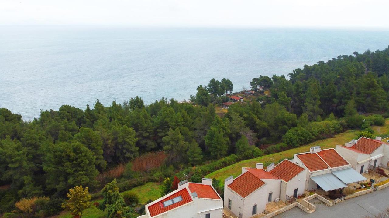 Olia Sea View Shared Pool Villa, Nea Fokea Exterior foto